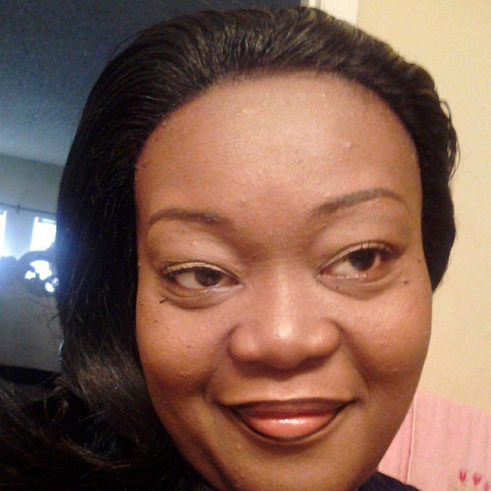 Meet your Posher, Gina